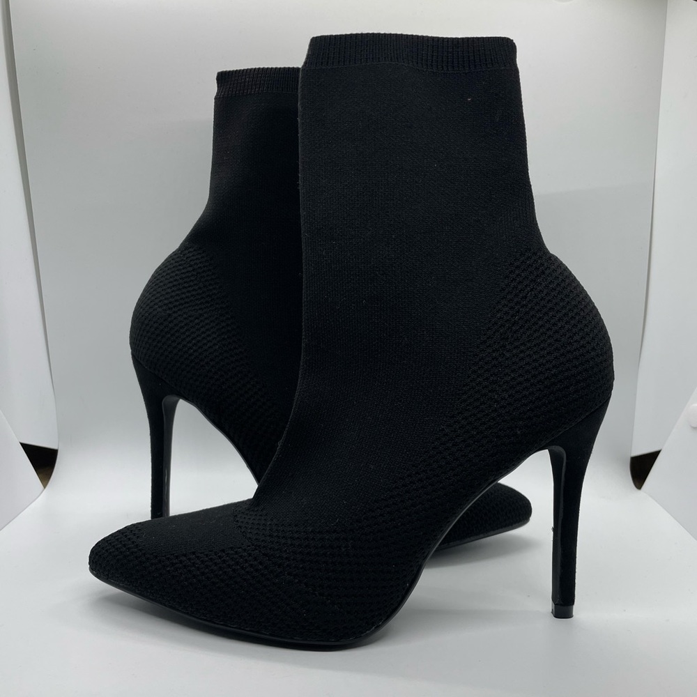 Knit heel booties/black